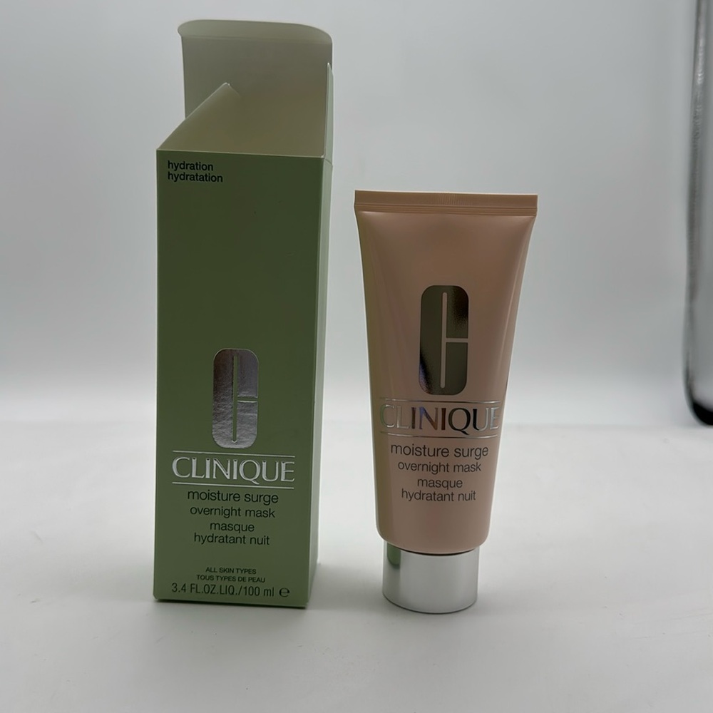 Nwt Clinique moisture surge overnight mask 3.4 fl oz 100ml